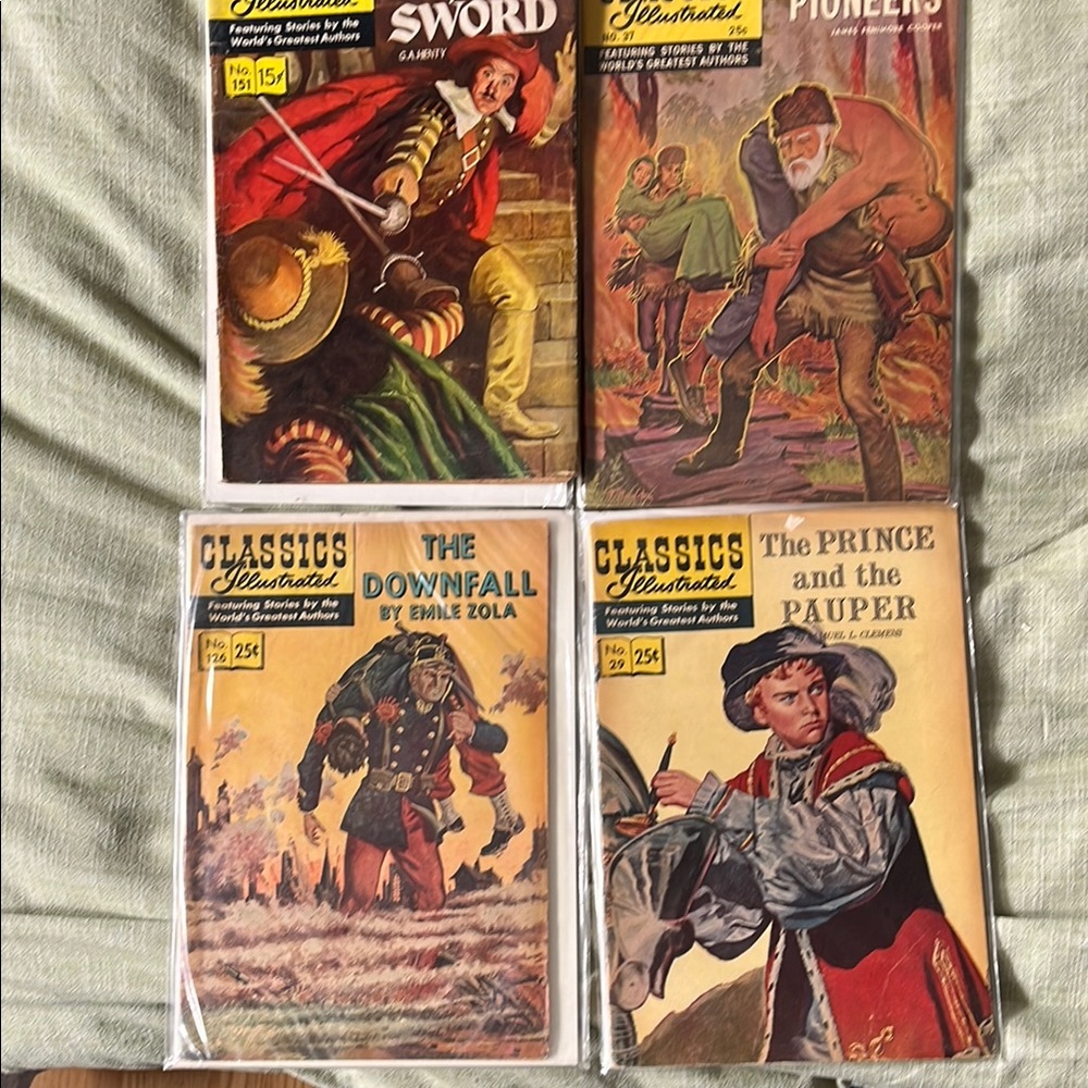 Vintage Classics Illustrated Comic Book Set